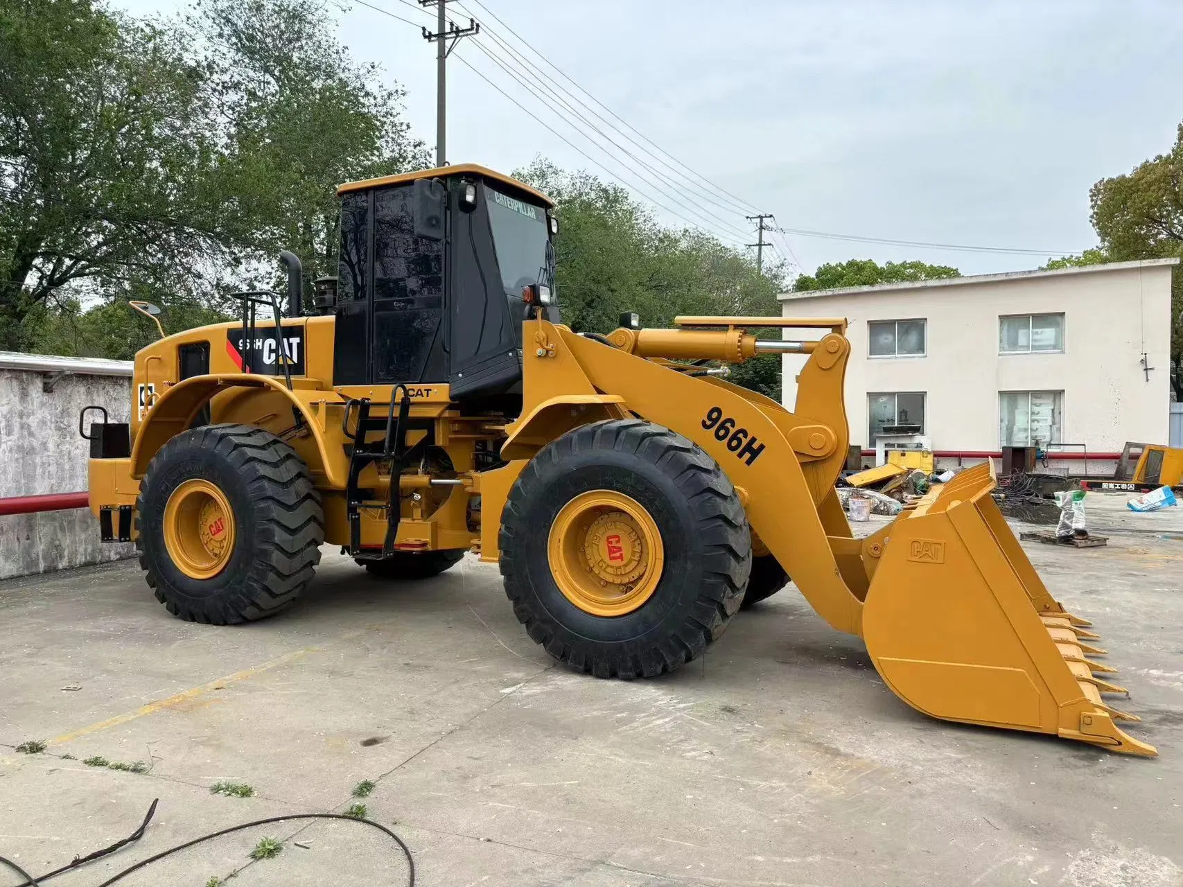 Good Working Heavy Duty Loaders Cargadora De Ruedas Delanteras Usada Earth Moving Machine Used Wheel Loader Caterpillar Cat 966f 966h